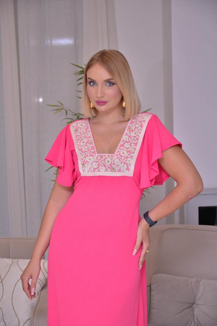Aida fushia