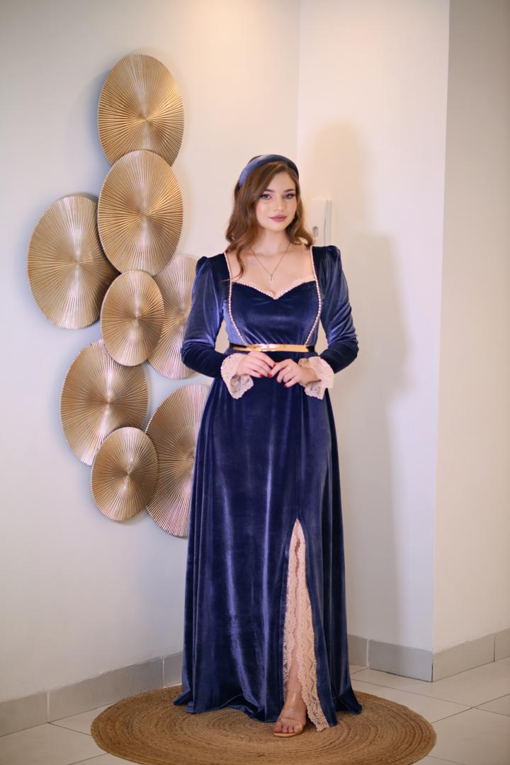 Amira Bleu